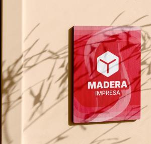 Cuadro de madera impresa ideal para decoración moderna y cartelería