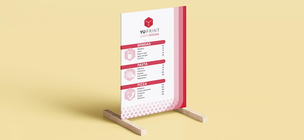Carta rígida YUPrint con impresión profesional, menú estable y resistente para negocios de hostelería.